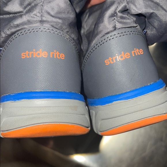Stride Rite Insulated Boots - Picture 4 of 10